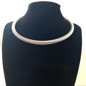 Vintage Chocker Gold/Silver Length 10’ .